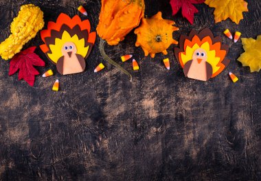 El yapımı hindiyle Şükran Günü geçmişi