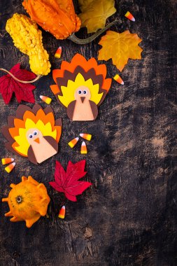 El yapımı hindiyle Şükran Günü geçmişi