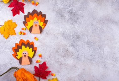 El yapımı hindiyle Şükran Günü geçmişi