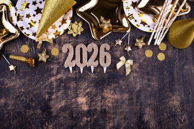 2026 Yeni Yıl arkaplanı ve siyah üzerine altın süsleme