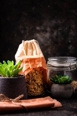 Balmumu ambalaj. Yeniden kullanılabilir plastik yaşam konsepti