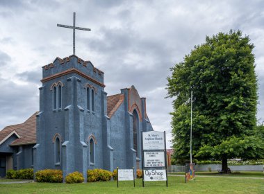 Trafalgar Avustralya - Aralık 2020: St. Marys Anglikan Kilisesi dış bina