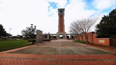 Mobile, AL Güney Alabama Üniversitesi kampüsündeki Moulton Kulesi