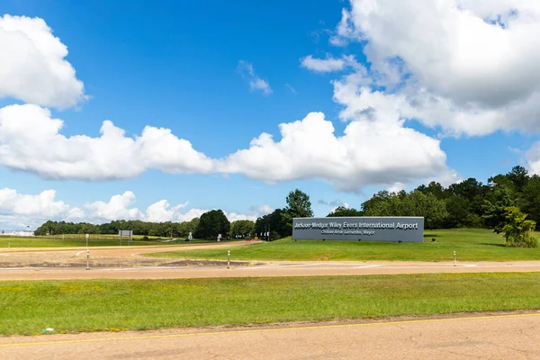 Jackson 2021 Jackson Medgar Wiley Evers International Airport — Stockfoto