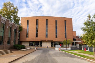 Nashville, TN - 25 Ekim 2025: Vanderbilt Memorial Spor Salonu Vanderbilt Üniversitesi Kampüsü