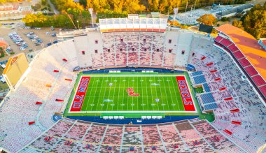 Oxford, MS - 14 Kasım 2025: Oxford, Mississippi Kampüsü 'ndeki Hemingway Stadyumu