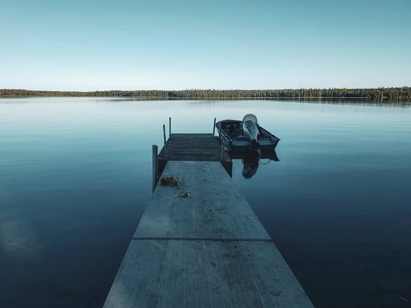 Loď Konci Doku Při Východu Slunce Dětské Jezero Duck Mountain — Stock fotografie