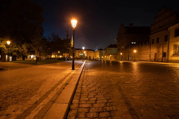 Свет Уличных Фонарей Заднем Плане Старой Пражской Архитектуры Центре Старого — стоковое фото