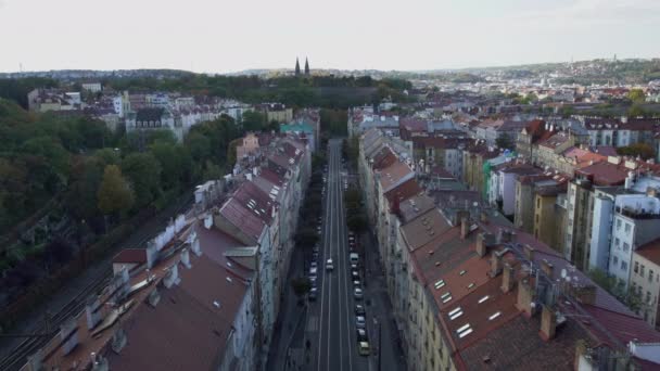 공화국의 가운데있는 도로에 거리의 촬영과 트랙에 전차와 2020 — 비디오