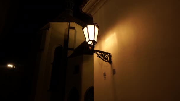 Cahaya Dari Lampu Jalan Kota Tua Dan Gereja Hatal Kota — Stok Video