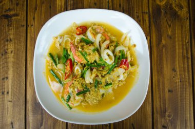 Tayland Yemeği Baharatlı Köri