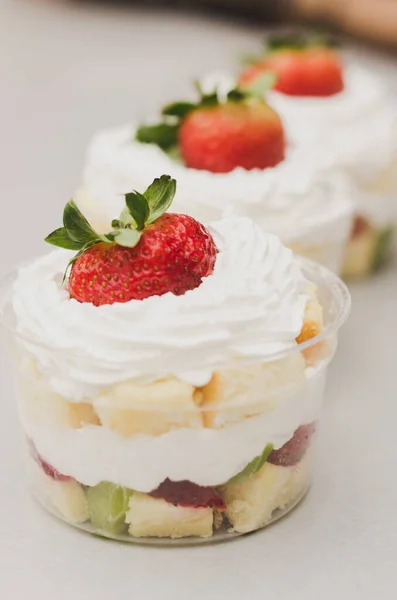 Aardbeien Shortcake Verse Room Bakken Laag Crème — Stockfoto