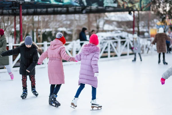 Girl Rides Rink Winter Girl Rink Girl Long Hair Skates — Stock Photo, Image