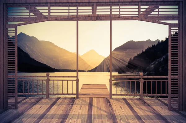 Dağ gölü manzarasına sahip ahşap Teras