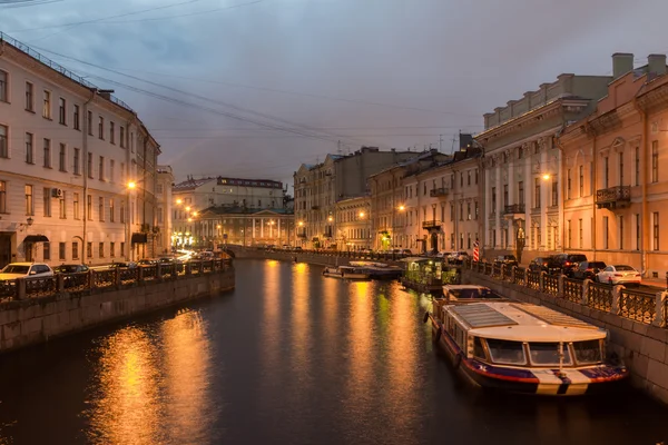 在圣彼得堡，俄罗斯莫伊卡河大堤 — 图库照片