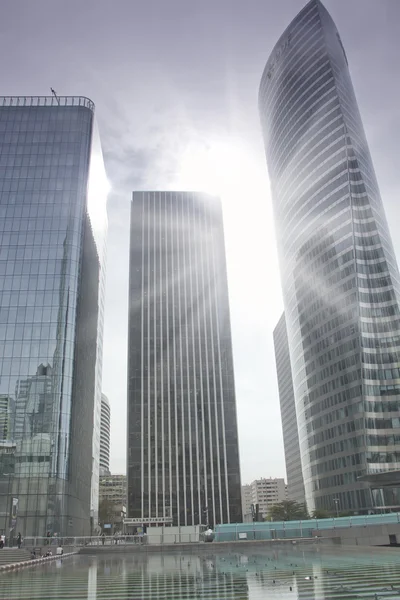 Affärsdistriktet i la Défense i paris — Stockfoto
