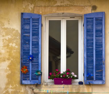 Panjurlar, Cassis, Fransa ile pencere
