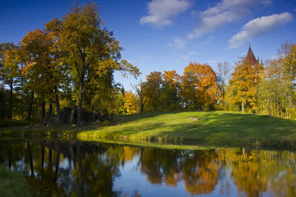 Herbstpark, Russland — Stockfoto