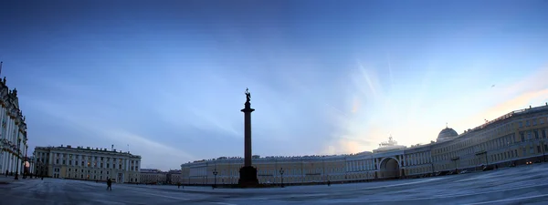 Plaza del Palacio, San Petersburgo, Rusia — Foto de Stock