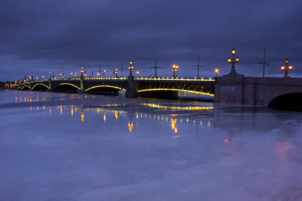 Trinity bridge, St Petersburg, Ryssland — Stockfoto