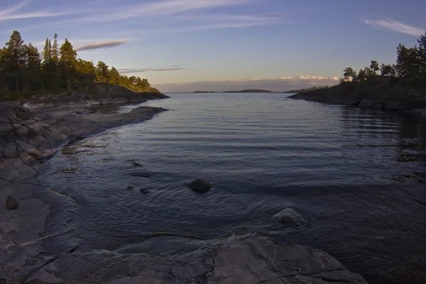 Lago Ladoga, Carelia, Russia, 14.06.2015 — Foto Stock