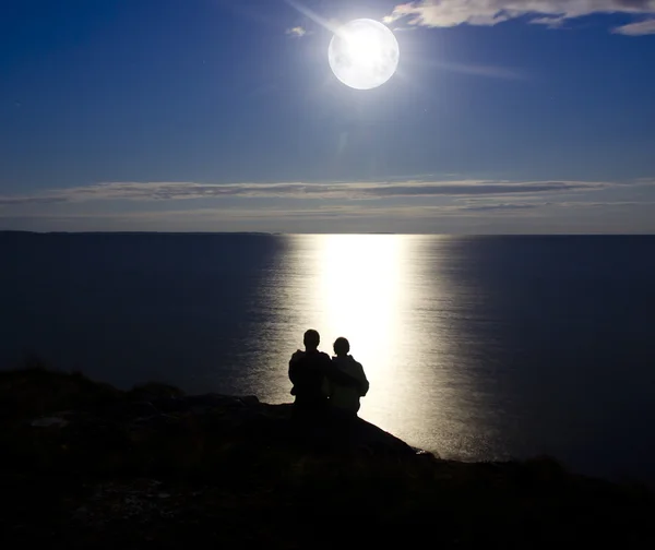 Under the moon — Stock Photo, Image