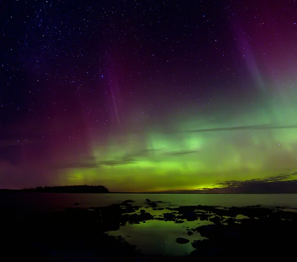 Northern lights 03.11.15 , lake Ladoga, Russia — Stock Image Northern lights 03.11.15 , lake Ladoga, Russia Stock Picture