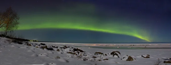 Northern lights over lake Ladoga Russia — Stock Photo, Image