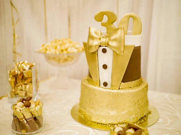 Birthday cake in the form of a jacket and a bow tie for a man. 30 years — Stock Photo, Image