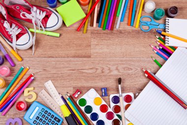 Okul malzemeleri için yaratıcılık