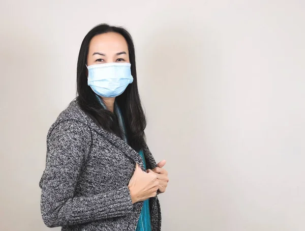Portrait Asain Woman Wearing Medical Face Mask Winter Coat Scarf — Stock Photo, Image