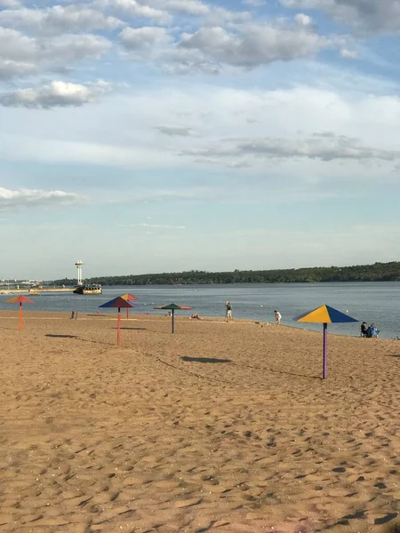 Playa Cielo Arena Nubes Vacío Río —  Fotos de Stock