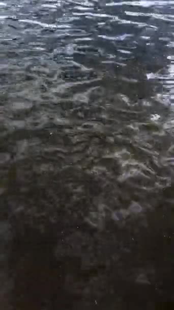 Фоновая текстурная вода в виде жидкого свинца — стоковое видео