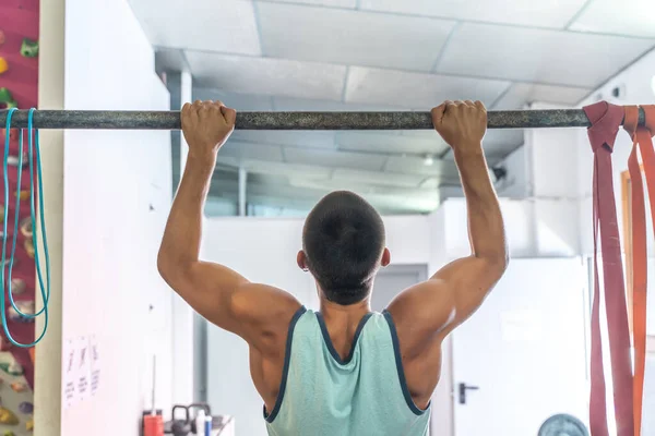 Athlete Exercising Gym Horizontal Bar Practicing Calisthenics Handsome Man Doing — Stock Photo, Image