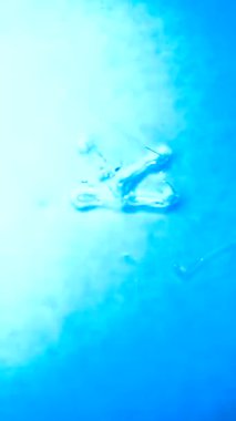 Eski hasarlı film yüzey dokusu gürültüsü, toprak ve tahıl. Dinamik film yuvarlanma etkisi. 16mm, 35mm bant desenli. Retro vintage etkisi. Yüksek kalite fotoğraf