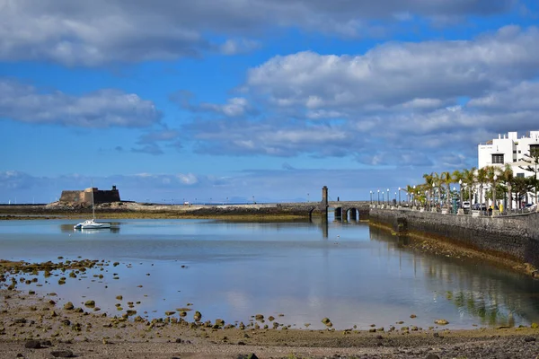 Lanzarote Spanien Januari 2020 Bilden Havet Och Staden Arrecife Lanzarote — Stockfoto