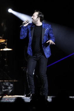 Cesare Cremonini - şarkıcı