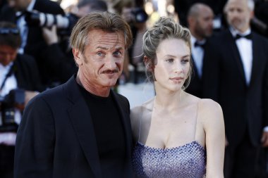 Sean Penn ve Dylan Frances Penn 