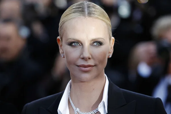 Charlize Theron - skådespelerska — Stockfoto