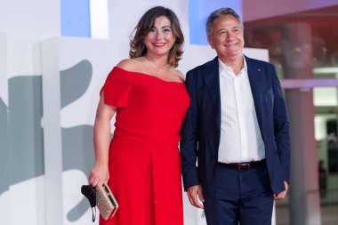SEPTEMBER 07: Manuela Cacciamani ve Paolo Del Brocco, 7 Eylül 2020 'de Venedik Venedik Film Festivali sırasında 