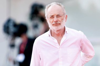 10 Eylül 2020 'de Venedik, İtalya' da düzenlenen 77. Venedik Film Festivali sırasında yönetmen Uberto Pasolini 