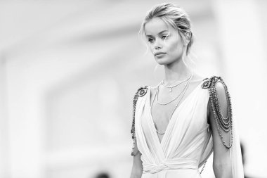 Frida Aasen, Venedik Film Festivali sırasında 3 Eylül 2020 'de İtalya' nın Venedik kentinde düzenlenen 