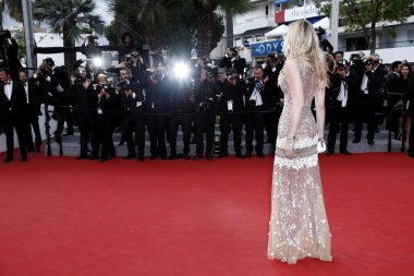 oyuncu sarah marshall