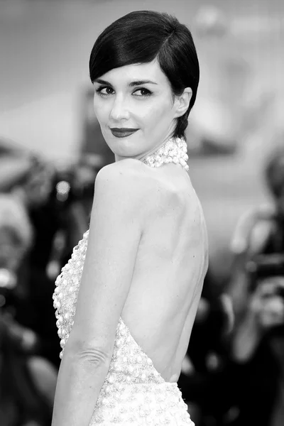 Schauspielerin Paz Vega — Redaktionelles Stockfoto © arp ...