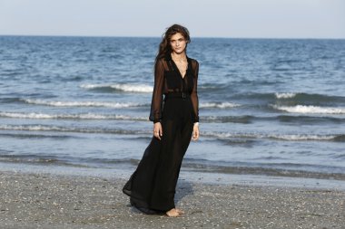 model Elisa Sednaoui