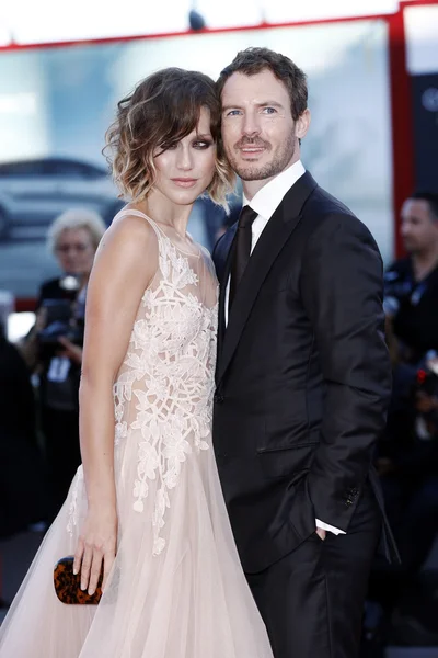 Gabriella Pession, Richard Flood — Stockfoto