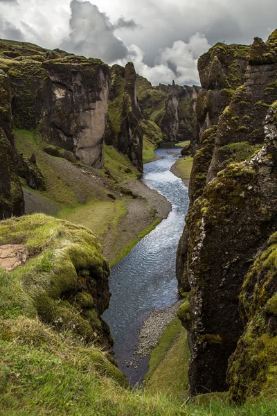 Izlandi canyon táj — Stock Fotó