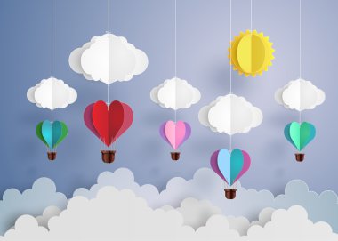 sıcak hava balonu bir kalp şeklinde.