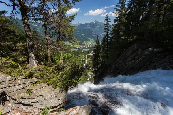 Krimml wasserfall im sommer, Österreich — Stockfoto