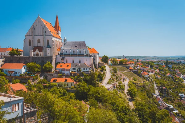 Znojmo Καλοκαίρι Ρωμαιοκαθολική Εκκλησία Του Αγίου Νικολάου Νότια Μοραβία Τσεχία — Φωτογραφία Αρχείου